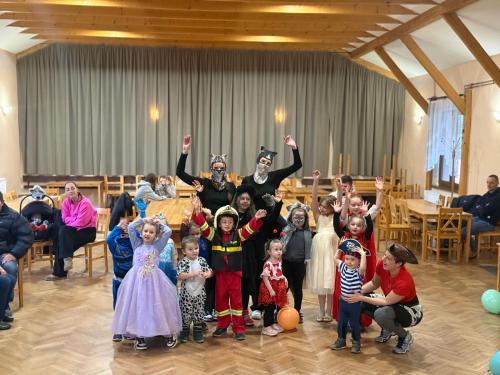 2026-03-21 Dětské maškarní bylo plné smíchu, barev a skvělé nálady!